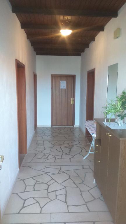 Apartments Plazibat Škrip Exteriör bild